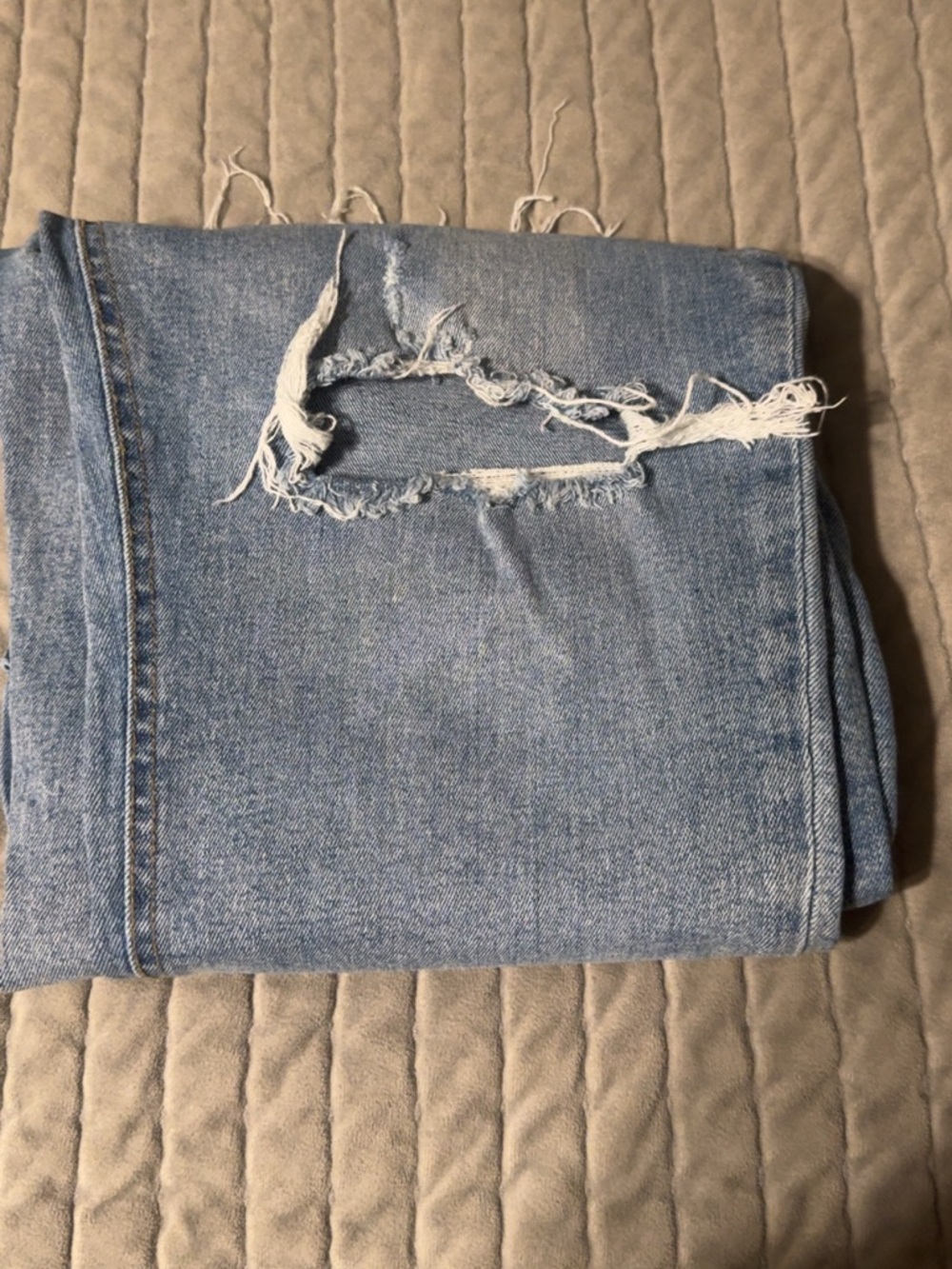 Aeropostale Women's Light Blue Slim Straight Jeans